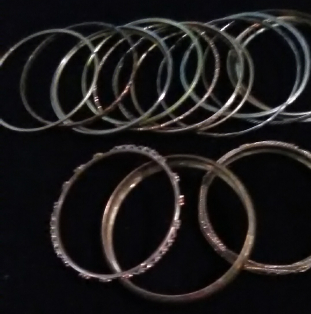 Bracelets - Picture 2 of 5